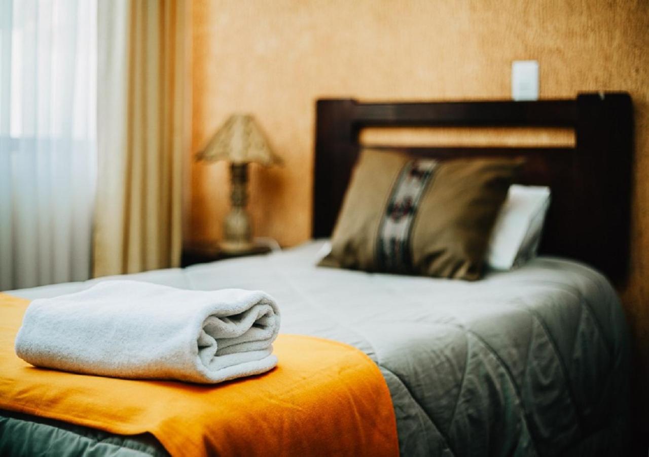 Las Tholas Hotel Уюні Екстер'єр фото