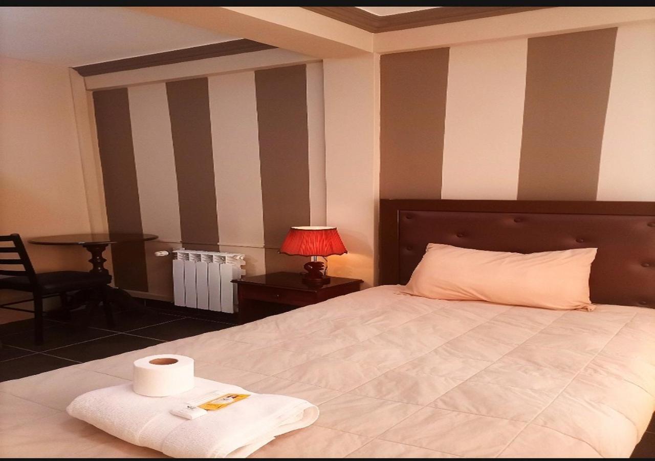 Las Tholas Hotel Уюні Екстер'єр фото